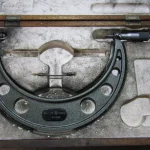ミツトヨ/三豊製作所 外側マイクロメーター 200-225 / MITUTOYO Outside Micrometer 200-225 TX210207