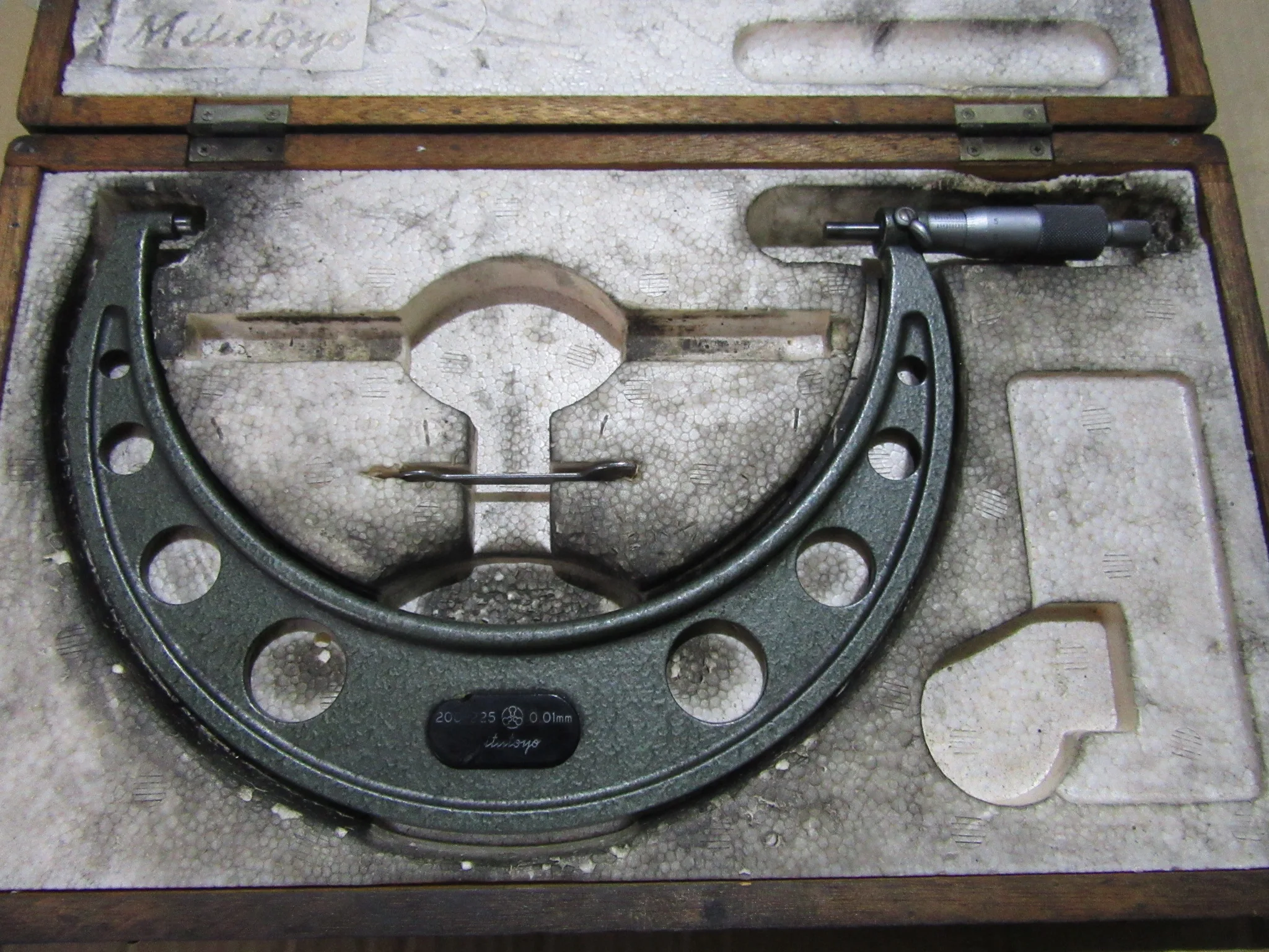 ミツトヨ/三豊製作所 外側マイクロメーター 200-225 / MITUTOYO Outside Micrometer 200-225 TX210207