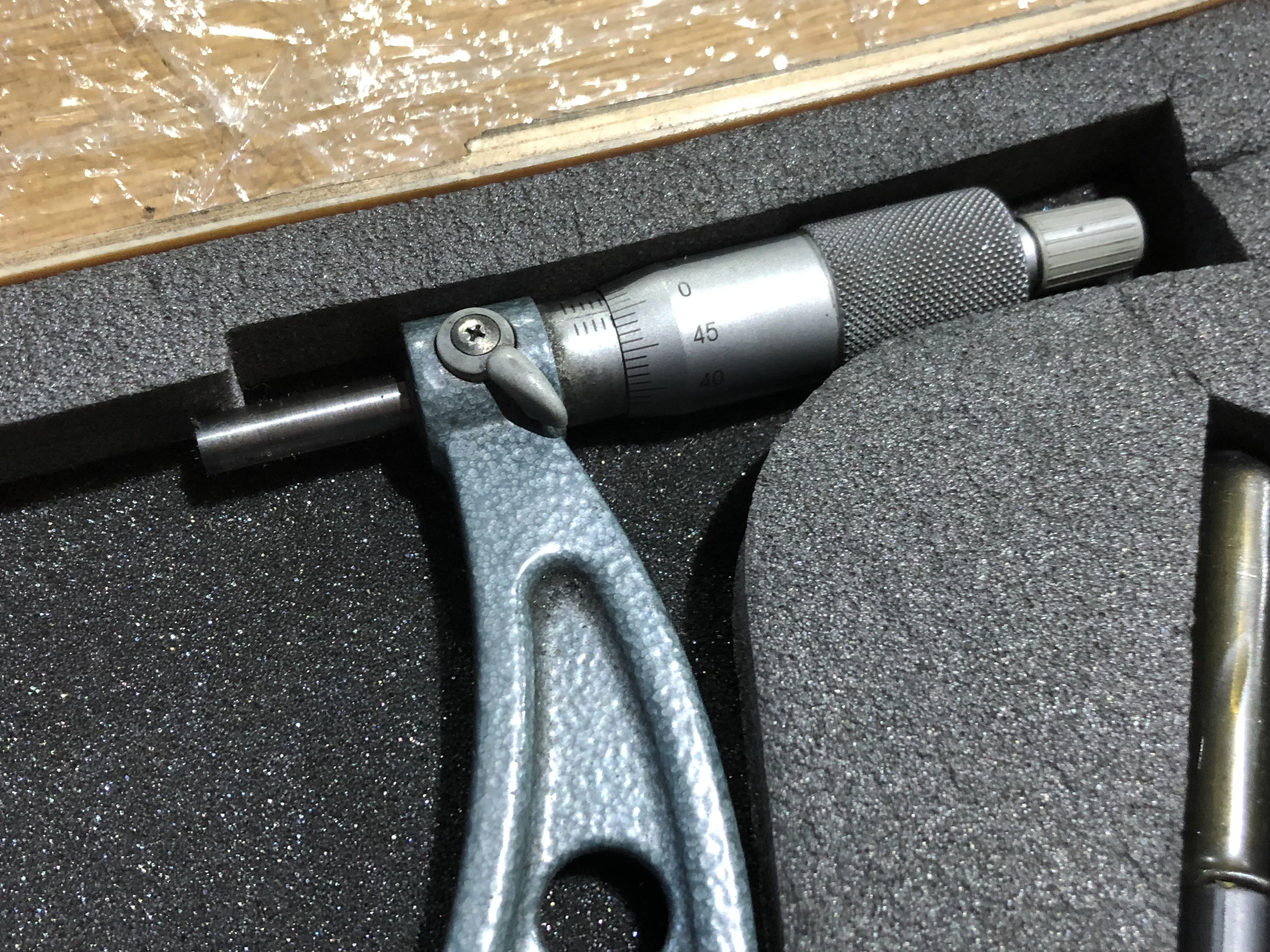 ミツトヨ/三豊製作所 外側マイクロメータ OM-175(103-143) / MITUTOYO Outside Micrometer OM-175(103-143) TX210230