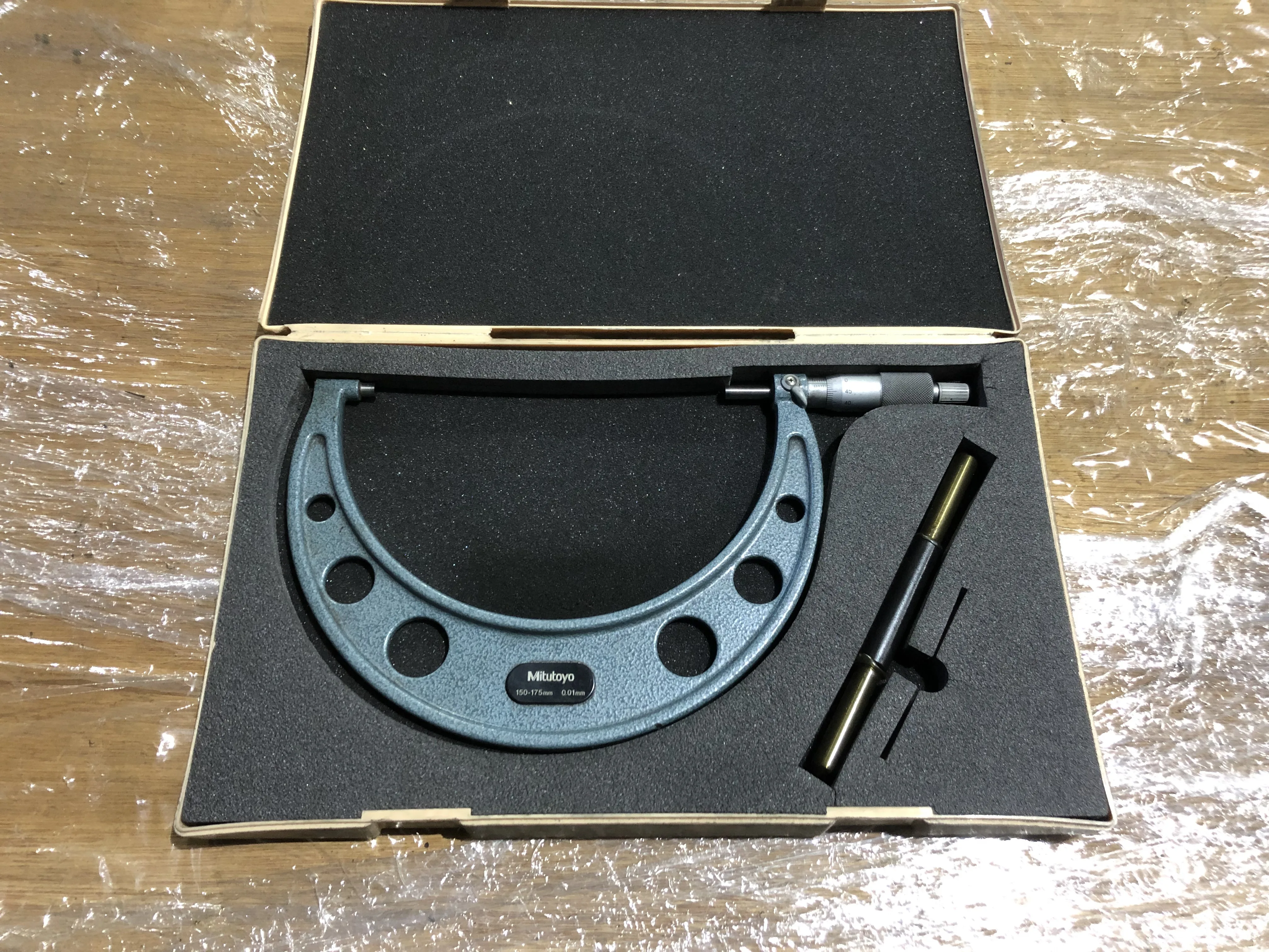 ミツトヨ/三豊製作所 外側マイクロメータ OM-175(103-143) / MITUTOYO Outside Micrometer OM-175(103-143) TX210231