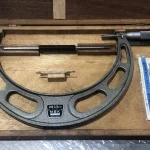 日本精工 NSK 外側マイクロメーター 200-225ｍｍ(0.01mm) / NSK LTD Outside Micrometer 200-225ｍｍ(0.01mm) TX210278