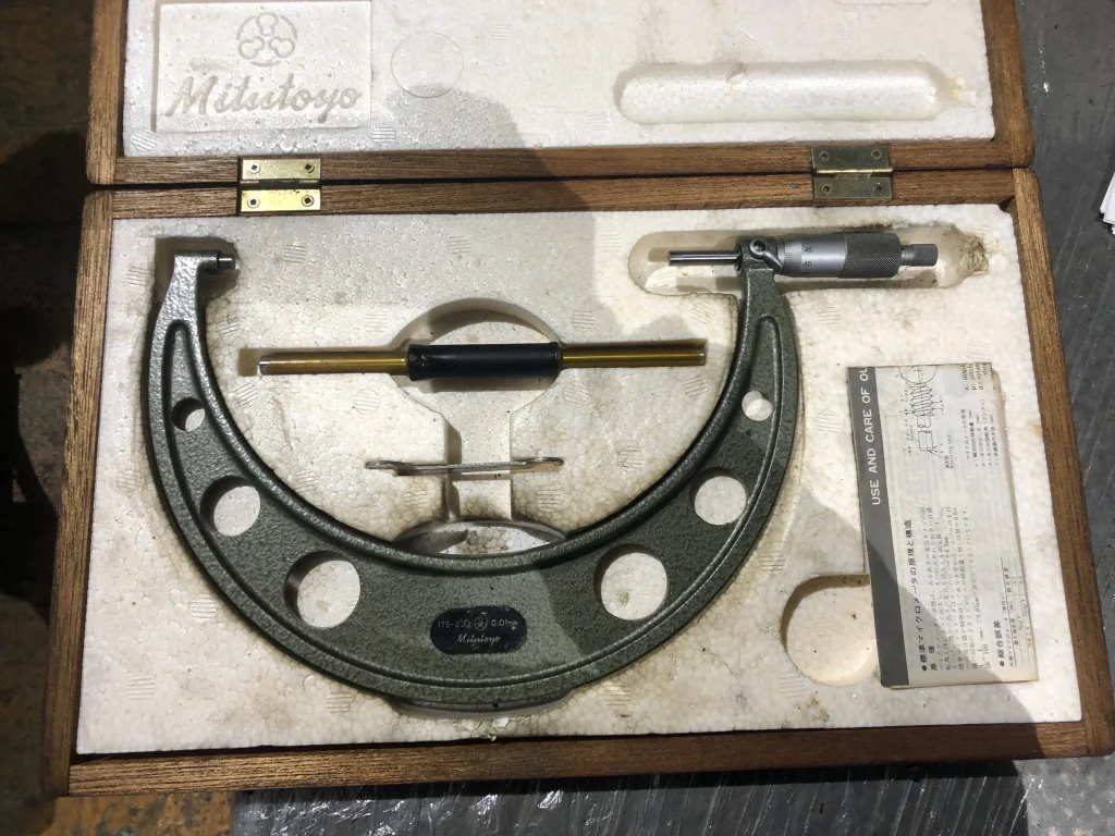 ミツトヨ/三豊製作所 外側マイクロメーター 175-200(0.01mm) / MITUTOYO Outside Micrometer 175-200(0.01mm) TX220019