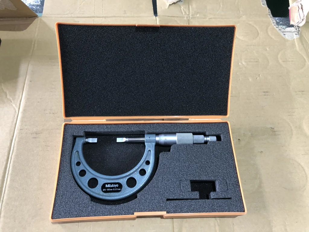 ミツトヨ/三豊製作所 直進式ブレードマイクロメータ 122-102 BLM-50 / MITUTOYO Blade Micrometer 122-102 BLM-50 TX220189