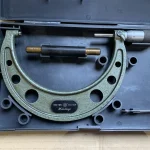ミツトヨ/三豊製作所 外側マイクロメーター 測定範囲：100-125mm / MITUTOYO Outside Micrometer 測定範囲：100-125mm TX220446