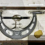 ミツトヨ/三豊製作所 外側マイクロメーター 225~250mm / MITUTOYO Outside Micrometer 225~250mm TX220474