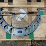 ミツトヨ/三豊製作所 外側マイクロメーター 400~425mm / MITUTOYO Outside Micrometer 400~425mm TX220475