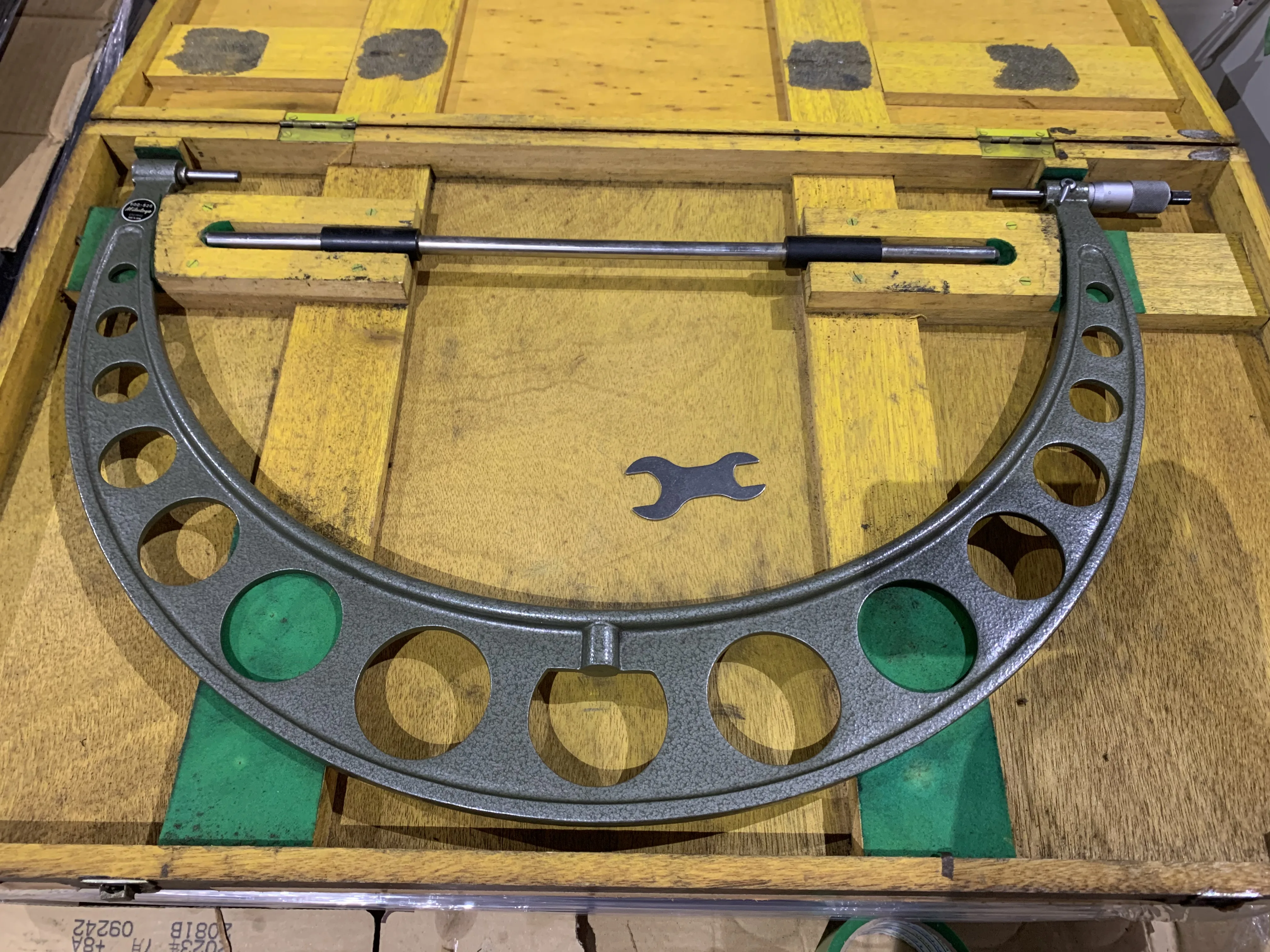 ミツトヨ/三豊製作所 外側マイクロメーター 測定範囲500-525mm / MITUTOYO Outside Micrometer 測定範囲500-525mm TX220488