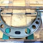 ミツトヨ/三豊製作所 外側マイクロメーター 測定範囲325-350mm(最小表示0.01mm) / MITUTOYO Outside Micrometer 測定範囲325-350mm(最小表示0.01mm) TX220491