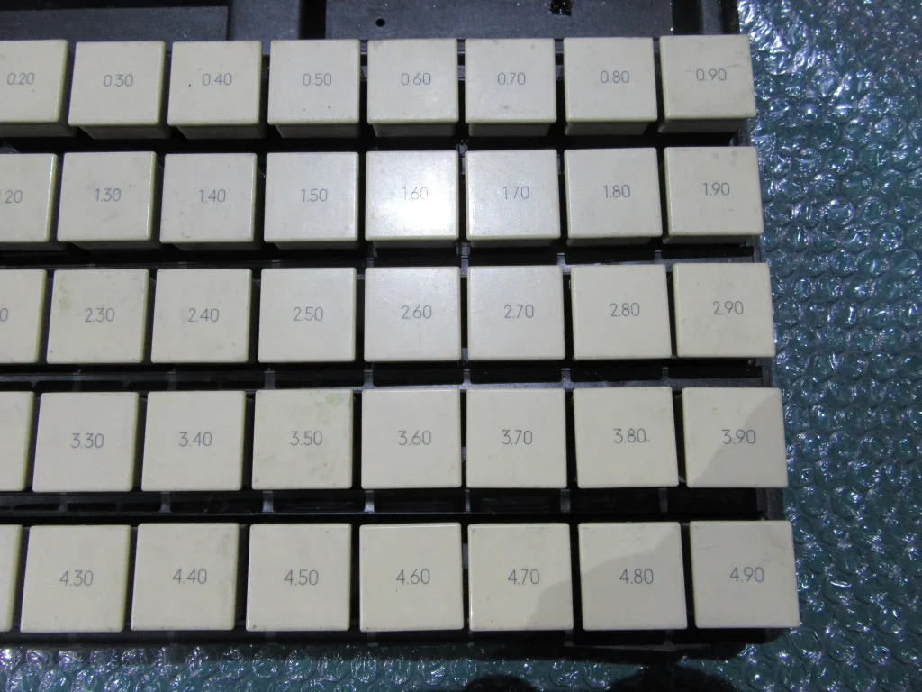 ピンゲージセット 48個 (0.20~4.90) / Pin Gauge Set 48個 (0.20~4.90) TX220576
