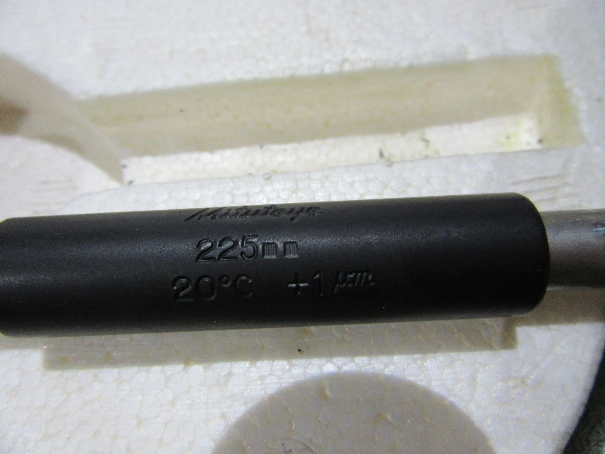 ミツトヨ/三豊製作所 外側マイクロメーター 測定範囲225-250(最小表示0.01mm)OM-250 / MITUTOYO Outside Micrometer 測定範囲225-250(最小表示0.01mm)OM-250 TX220595