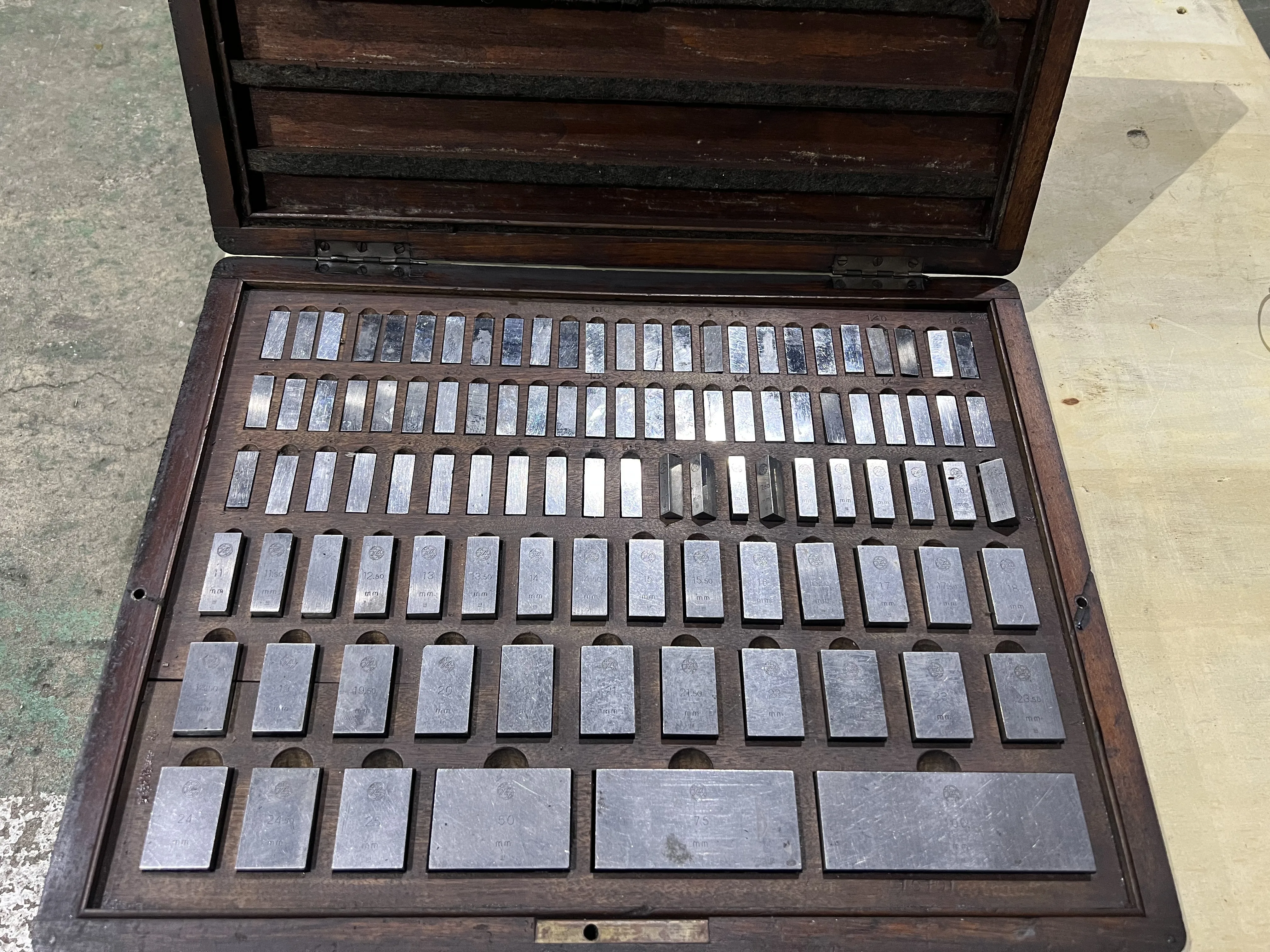 不二越 Nachi ブロックゲージ 0.5~100mm / NACHI-FUJIKOSHI Gauge Block 0.5~100mm TX230018
