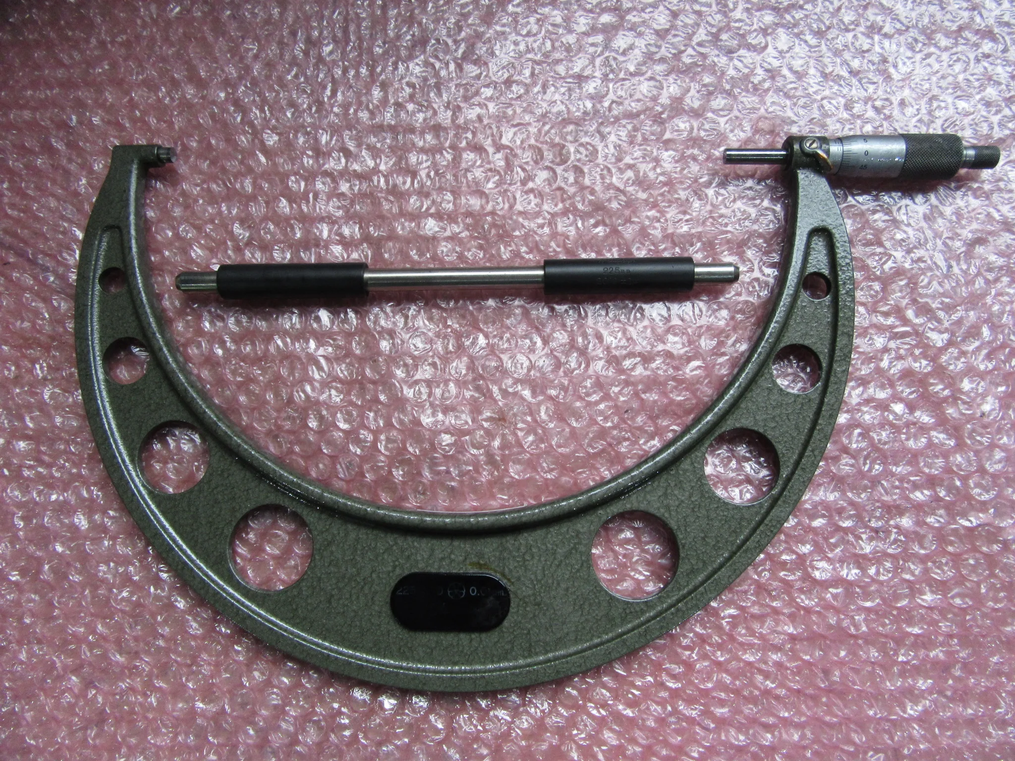 ミツトヨ/三豊製作所 外側マイクロメーター 測定範囲：225-250mm(0.01mm) / MITUTOYO Outside Micrometer 測定範囲：225-250mm(0.01mm) TX230184