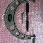 ミツトヨ/三豊製作所 外側マイクロメーター 測定範囲：200-225mm(0.01mm) / MITUTOYO Outside Micrometer 測定範囲：200-225mm(0.01mm) TX230185