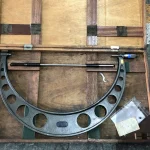 ミツトヨ/三豊製作所 外側マイクロメーター 測定範囲475-500mm(0.01mm) / MITUTOYO Outside Micrometer 測定範囲475-500mm(0.01mm) TX230211