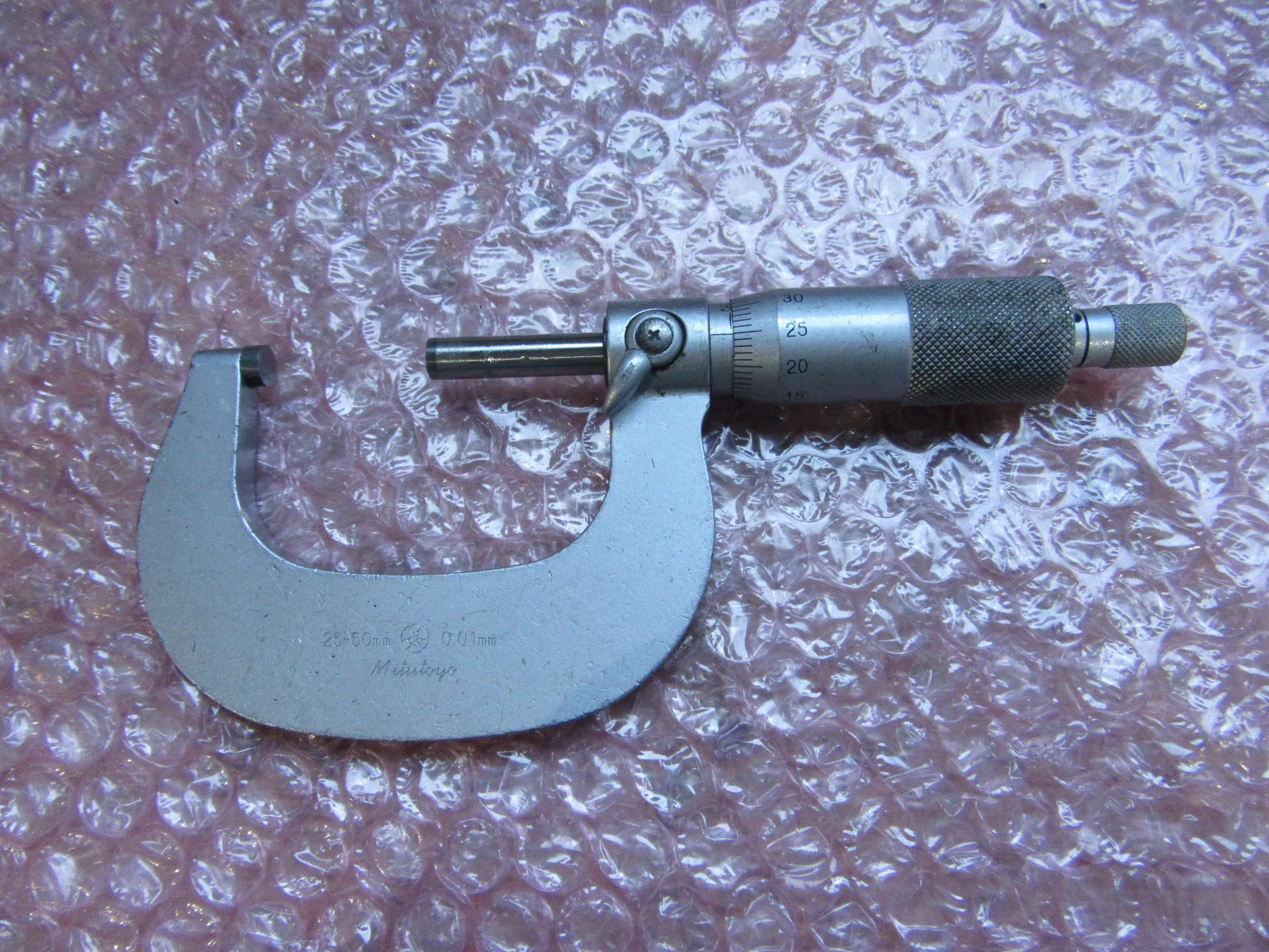 ミツトヨ/三豊製作所 外側マイクロメーター 測定範囲25-50mm 目量0.01mm / MITUTOYO 測定範囲25-50mm 目量0.01mm TX240003