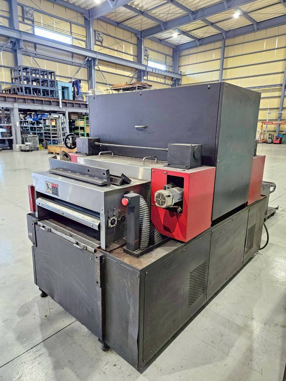 Amada /KDB600 /Deburring Machine/ 2002