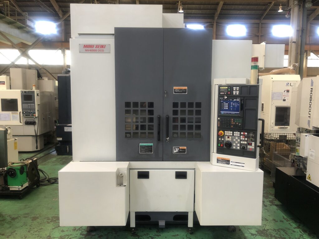 森精機製作所 NV4000DCG 立形マシニングセンター 正面
