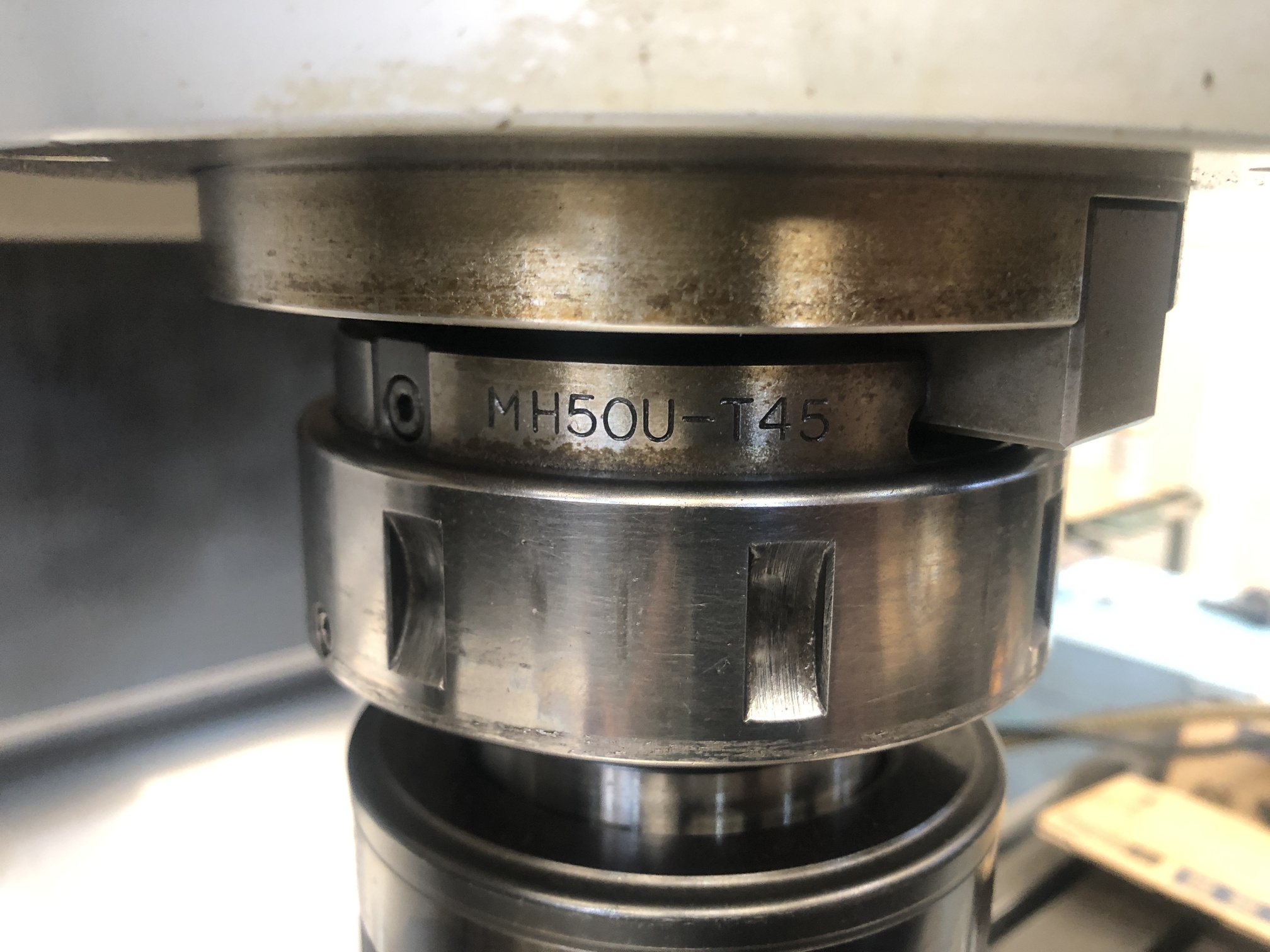 YAMAZAKI TECHNIC YZ-400NCR NC vertical milling machine spindle